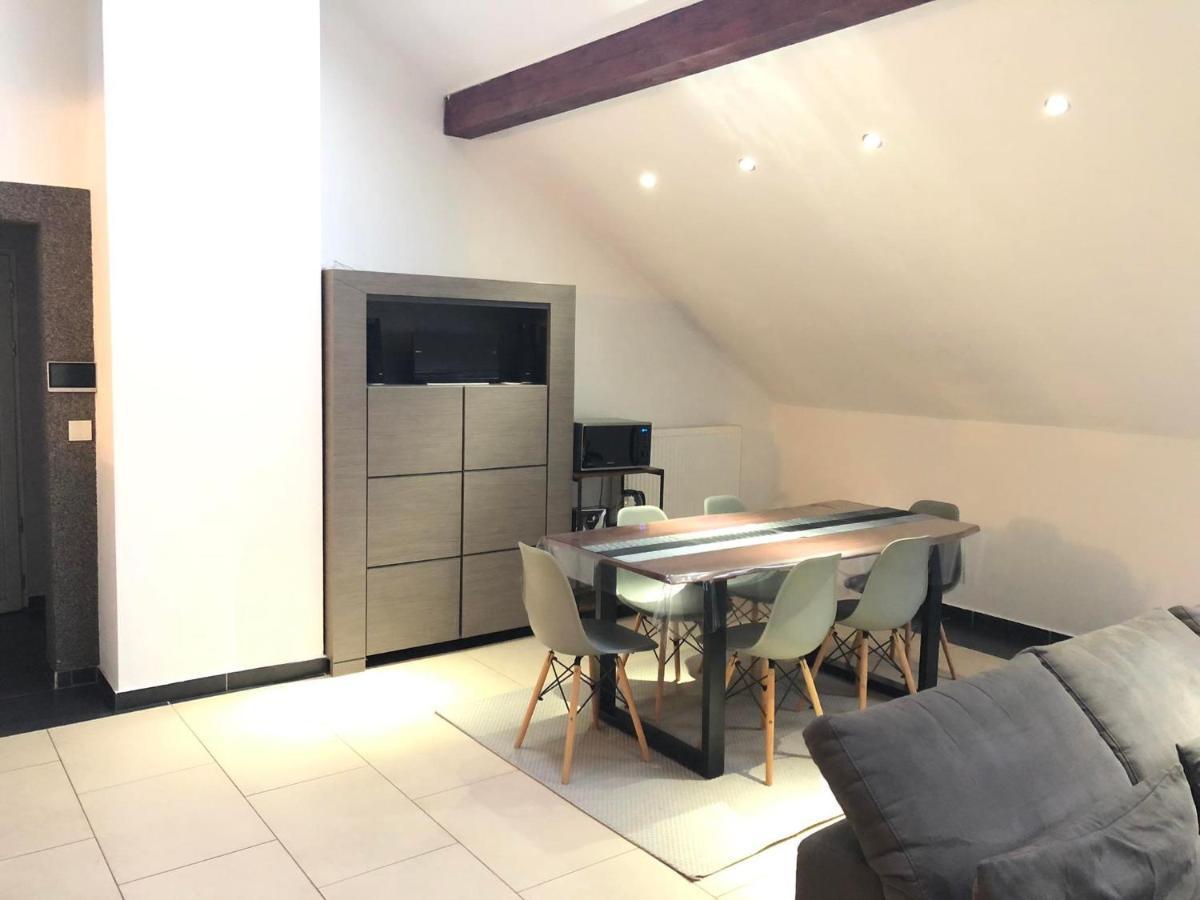 Useldange Cozy 120M² Apartment With 3 Bedrooms And 1 Home Cinema מראה חיצוני תמונה