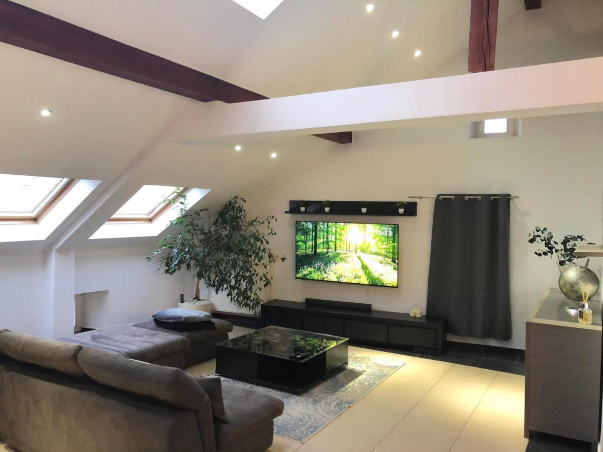 Useldange Cozy 120M² Apartment With 3 Bedrooms And 1 Home Cinema מראה חיצוני תמונה