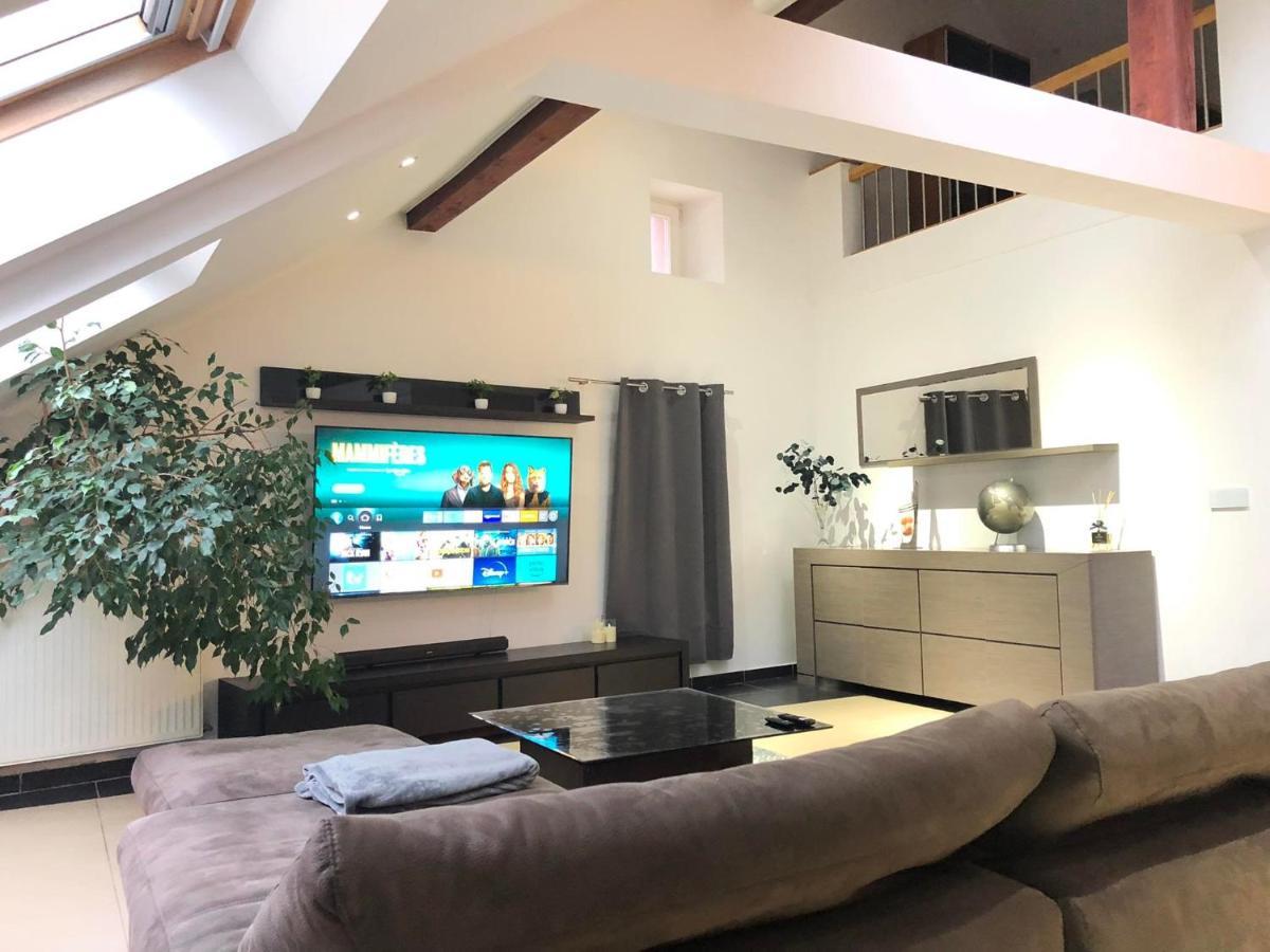 Useldange Cozy 120M² Apartment With 3 Bedrooms And 1 Home Cinema מראה חיצוני תמונה